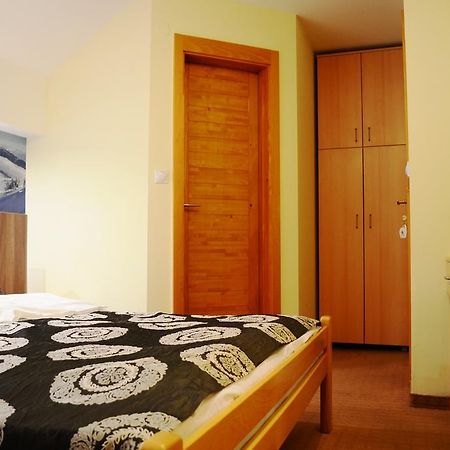 Guesthouse Lucic ヤホリナ エクステリア 写真